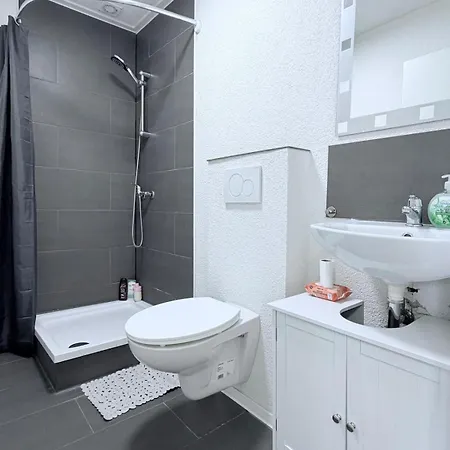 Appartement Gemuetliche Citywohnung Mit Top-anbindung Krefeld